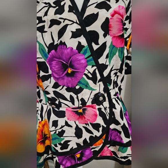Vintage 80s A.J.BARI Floral 100% Silk Peplum Jacket Top. Size 10(medium) - Picture 2 of 15